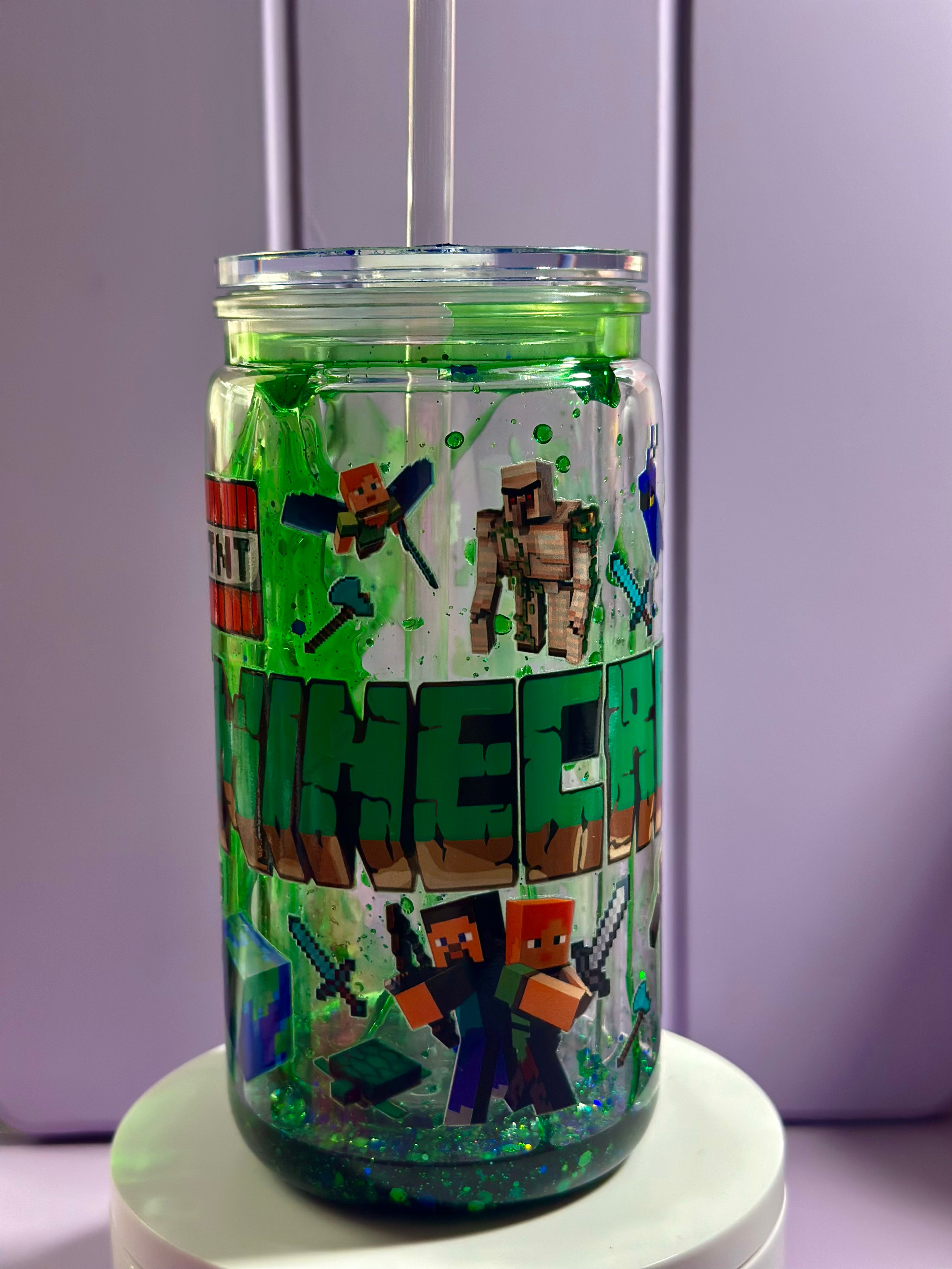 Minecraft 16oz snow globe cup
